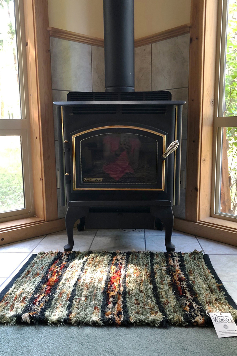 “We have really enjoyed our new rug created by Kathy. It offers so much rich color and texture to the room, and we love that it is made with Pendleton© woolen mill ends. The quality of Kathy’s weaving and finishing is excellent!” -Carol B.